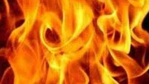 குடிப்பழக்கம்.. சண்டை.. மனம் வெறுத்த தீபா.. தீக்குளிப்பு, கணவனும் பலி, தவிக்கும் இரண்டு குழந்தைகள் 
