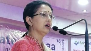 புற்றுநோய் என் வாழ்க்கையை புரட்டி போட்டுவிட்டது..  கௌதமி நெகிழ்ச்சி 