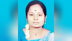 எப்ப பார்த்தாலும் சங்கீதா போன் பிஸி..கத்தரிகோலால் குத்தியே கொன்ற கணவன்.. ஒரத்தநாடு ஷாக்! 