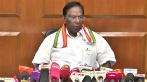 பட்ஜெட் பெருத்த ஏமாற்றத்தை தந்துள்ளது.. பெரு முதலாளிகளுக்கான பட்ஜெட்.. நாராயணசாமி! 
