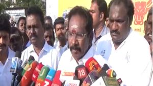 அப்பப்ப குரல் கொடுப்பார்.. அப்புறம் இந்தியன் 2வில் நடிக்கப் போய்ருவார்.. அடடே செல்லூர் ராஜு! 