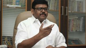 செந்தில் பாலாஜி ஒரு கொரோனா வைரஸ்.. அதிமுக சாபம் சும்மா விடுமா?.. அதான் சீல் வச்சாங்க.. வைகைச்செல்வன்