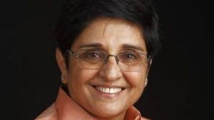 நிர்பயா தாய் வரலாற்றில் முக்கிய இடத்தை அடைந்துள்ளார்.. கிரண்பேடி கருத்து 