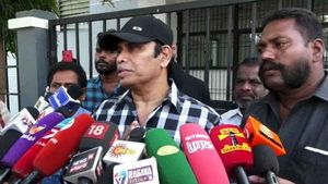 கடன் தொல்லையால் என் தம்பி தற்கொலை செய்யலை.. மிரட்டியிருக்காங்க.. ஆனந்தராஜ் பரபர புகார் 