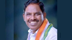புதுச்சேரி மாநில  காங்கிரஸ் தலைவரானார் ஏ.வி.சுப்ரமணியன்! 
