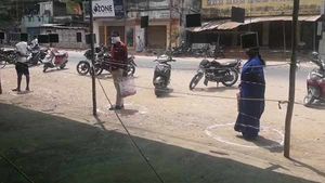 வாழ்க்கை ஒரு வட்டம்டா.. கொரோனாவால்.. ரவுண்டுக்குள் போன மனித வாழ்க்கையைப் பாருங்க! 