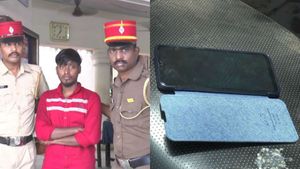 4 ஆயிரத்துக்கு ஆசைப்பட்டு அமைச்சரின் செல்போனை திருடிய பட்டதாரி வாலிபர்.. போலீசில் வசமாக சிக்கினார் 