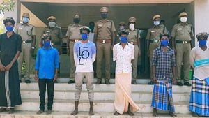 மணப்பாறையில் உடும்பைப் பிடித்து துன்புறுத்தி டிக்டாக் வெளியிட்டு சமைத்துத் தின்ற 6 பேர் கைது 
