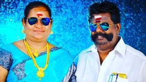 அர்ச்சகர் தடுத்தும் கேட்கலை.. அத்துமீறி சாமி கும்பிட்ட பெண் தொழிலதிபரும் தோழியும்.. சமயபுரம் சர்ச்சை