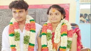 ஊரடங்கிலும் அடங்காத பிடிவாதம்.. வினோத் தான் வேணுமாம்.. ஓடிபோய் மணந்த ஜீவிதா.. ஆச்சரியத்தில் திருச்சி
