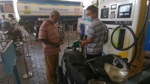 கொரோனா செலவுக்கு பணம் தேவை.. பெட்ரோல், டீசல் விலையை உயர்த்திய புதுச்சேரி அரசு! 