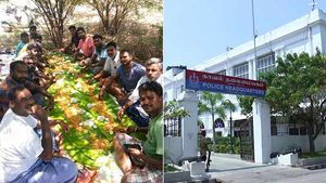 புதுச்சேரியில் ஊரடங்கை மீறி கறி விருந்து... அமைச்சரின் உதவியாளர் மீது வழக்கு