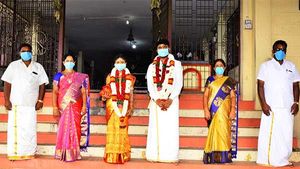 முழு ஊரடங்கிற்கு மத்தியில் மகளுக்கு திருமணம் நடத்திய ஏற்காடு அதிமுக எம்எல்ஏ 