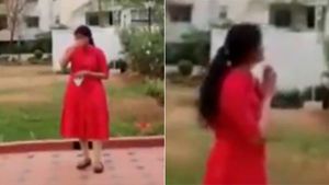 15 நாட்கள் கழித்து வீடு திரும்பிய கொரோனா போராளி டாக்டர் விஜயஸ்ரீ.. பெங்களூரில் உற்சாக வரவேற்பு 