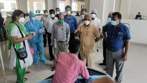 ஆரஞ்சு மண்டலமாக  இருக்கும் புதுச்சேரி சிவப்பு மண்டலமாக மாறும் அபாயம்.. மல்லாடி வேதனை!