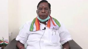 மத்திய அரசு பட்ஜெட்டுக்கும் நிதியமைச்சரின் அறிவிப்பிற்கும் என்ன வேறுபாடு?  - முதல்வர் நாராயணசாமி 