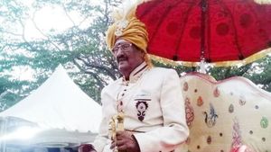 குவிந்த மக்கள்.. தாமிரபரணி நதிக்கரையில், சிங்கம்பட்டி ஜமீன்தார் முருகதாஸ் தீர்த்தபதி உடல் தகனம் 