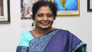 தூரத்தில் நானிருந்தாலும் சென்னையை துரத்தும் கொரோனா கவலையடையச் செய்கிறது.. தமிழிசை உருக்கம் 