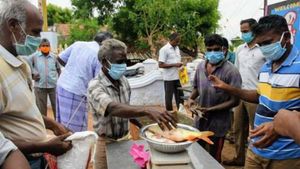  தினமும் 160 கிலோ.. மக்களுக்கு குறைந்த விலையில் மீன் விற்பனை.. கலக்கும் திருச்சி மத்திய சிறை!