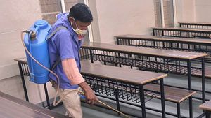 கர்நாடகத்தில் எஸ்எஸ்எல்சி தேர்வு எழுதிய மாணவனுக்கு கொரோனா.. கலக்கத்தில் மாணவர்கள் 
