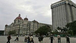 மும்பை தாஜ் ஹோட்டலுக்கு பாகிஸ்தானில் இருந்து வெடிகுண்டு மிரட்டல்- பலத்த பாதுகாப்பு 