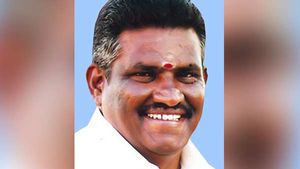கொரோனாவில் இருந்து மீண்ட அதிமுக எம்எல்ஏ அம்மன் அர்ஜூனன் - மருத்துவர்களுக்கு நன்றி 