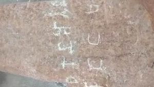 ஏகன் ஆதவன் கோட்டம்.. தமிழி எழுத்துடன் கிமு 3-ம் நூற்றாண்டு கல்தூண்- மதுரை அருகே கண்டுபிடிப்பு 