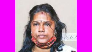 தலைமுடியை இழுத்து.. வயிற்றில் உதைத்தார்.. இன்ஸ்பெக்டர் மீது.. தூத்துக்குடி டீச்சர் பகீர் புகார் 