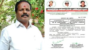  15 வயசு பிஞ்சுவை.. 2 வருஷமாக சீரழித்த மாஜி எம்எல்ஏ நாஞ்சில் முருகேசன்.. இப்ப எஸ்கேப்.. போலீஸ் வலை!
