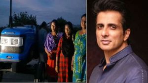  மாடு தருவதாக சொல்லி ஆந்திர விவசாயிக்கு டிராக்டரை அனுப்பி வைத்த சோனுசூட்.. இன்ப அதிர்ச்சி 