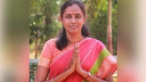 தமிழகத்தில் தாமரை ஒரு போதும் மலராது... தேர்தலுக்கு மக்கள் காத்திருக்கிறார்கள் -ஜோதிமணி எம்.பி 