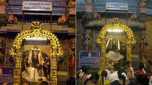 மீனாட்சி அம்மன் கோவில் முக்குறுணி விநாயகருக்கு பதினெட்டு படி அரிசி மாவில் செய்த கொழுக்கட்டை படையல் 