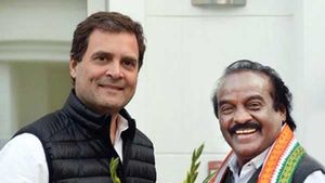 மக்கள் சேவையில் வசந்தகுமாரின் அர்ப்பணிப்புகள் எப்போதும் எங்கள் இதயத்தில் இருக்கும்.. ராகுல் இரங்கல் 