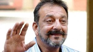 நடிகர் சஞ்சய் தத்துக்கு நுரையீரல் புற்று நோய்- அவசர சிகிச்சைக்காக அமெரிக்கா செல்கிறார் 