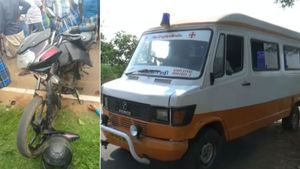 மதுரை அலங்காநல்லூரில் இரு பைக்குகள் நேருக்கு நேர் மோதல்.. இருவர் பலி.. ஒருவர் படுகாயம் 