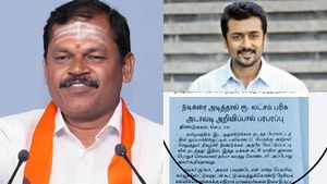 நடிகர் சூர்யாவை செருப்பால் அடித்தால் ரூ.1 லட்சம் பரிசு தரும் அர்ஜூன் சம்பத்- இந்து மக்கள் கட்சி ஷாக்