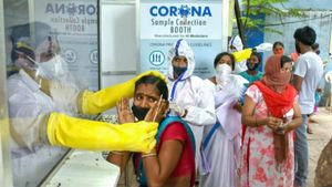 மகாராஷ்டிராவில் கொரோனா பாதிப்பு 10 லட்சத்தை கடந்தது-  இன்று 24,886 பேருக்கு பாதிப்பு- 393 பேர் பலி 
