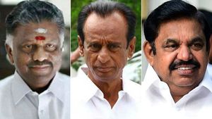 கட்சிக்கு ஒபிஎஸ்.. ஆட்சிக்கு இபிஎஸ்.. செம்மலையும் மாறினார்.. அதிமுகவில் மாறும் காட்சிகள்! 