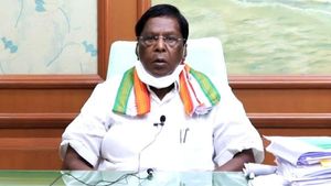 மத்தியில் மீண்டும் காங்கிரஸ் ஆட்சிக்கு வந்தால் நீட் தேர்வு ரத்து செய்யப்படும்.. நாராயணசாமி 