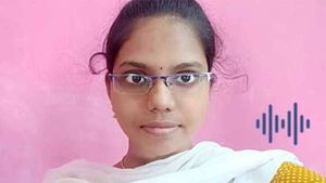 எனக்கு பயமா இருக்கு... அம்மா, அப்பா ஐயம் சாரி... மனதை உலுக்கும் ஜோதி ஸ்ரீதுர்கா பேசிய ஆடியோ! 