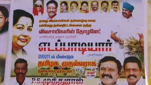 அதிமுகவில் மீண்டும் சர்ச்சை.. எடப்பாடி தான் மீண்டும் முதல்வர்.என நெல்லை முழுக்க போஸ்டர்.. பரபரப்பு 