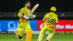 ஐடியா இல்லாமல் சொதப்பித் தள்ளிய தோனி.. சிஎஸ்கே தோல்விக்கு ஒரே காரணம்