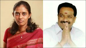 இன்னொருவர் பெத்த குழந்தைக்கு நாம் பெயர் வைக்கக் கூடாது... யாரால் வந்தது சாலை..? கரூர் கலாட்டா..! 