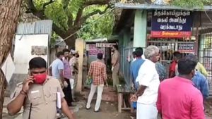 மதுரை பாண்டி கோவில் முன்பு பூசாரி வெட்டிக் கொலை.. மர்ம கும்பலுக்கு போலீஸ் வலைவீச்சு 