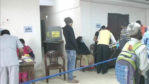 பீகார் சட்டசபை தேர்தல் 2020:  மாலையில் விறுவிறுப்பு - 3 மணிவரை 45.85% வாக்குகள் பதிவு 