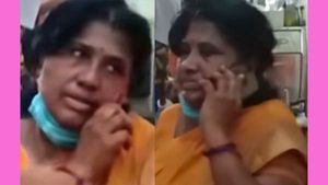 அடங்காத புவனேஸ்வரி.. ஆம்புலன்சுக்குள்ளேயே அட்டகாசம்.. அதிர்ந்து போன கோவை போலீஸ்..!