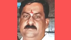 ஓசூரில் இந்து மகாசபா மாநில செயலாளர் படுகொலை.. ஆறு பேர் கும்பல் வெறிச்செயல் 