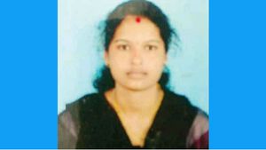 எதிர் வீட்டு தினேஷ்.. வாசலில் கிடந்த குமாரியின் சடலம்.. மிரண்டு போன ஈரோடு.. கொடுமை! 