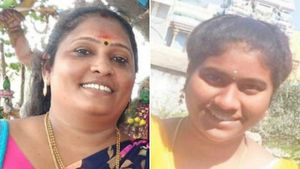 கணவர் இறந்த துக்கம்.. டாக்டருக்கு படிக்கும் மகளுடன்.. மனைவி எடுத்த விபரீத முடிவு! 