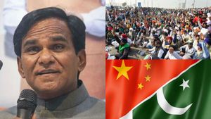 விவசாயிகள் போராட்டத்தின் பின்னணியில் சீனா, பாகிஸ்தான் இருக்குதாம்.. சொல்கிறார் மத்திய அமைச்சர் 